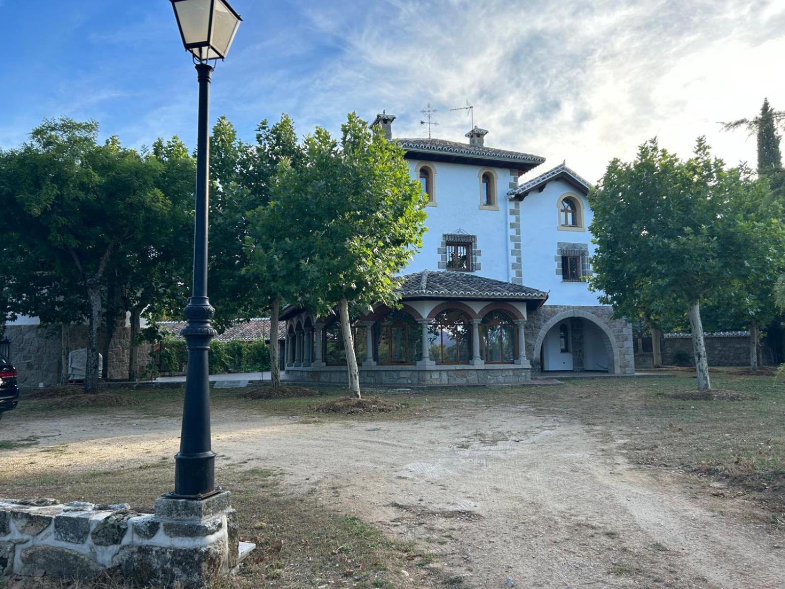La Casona Imperial 2 Villa Galapagar Ngoại thất bức ảnh